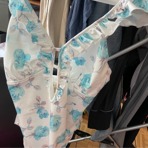 Loveshackfancy tibbie floral one piece bathing suit - Picture 5 of 9